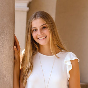 Meet your Posher, Abigail